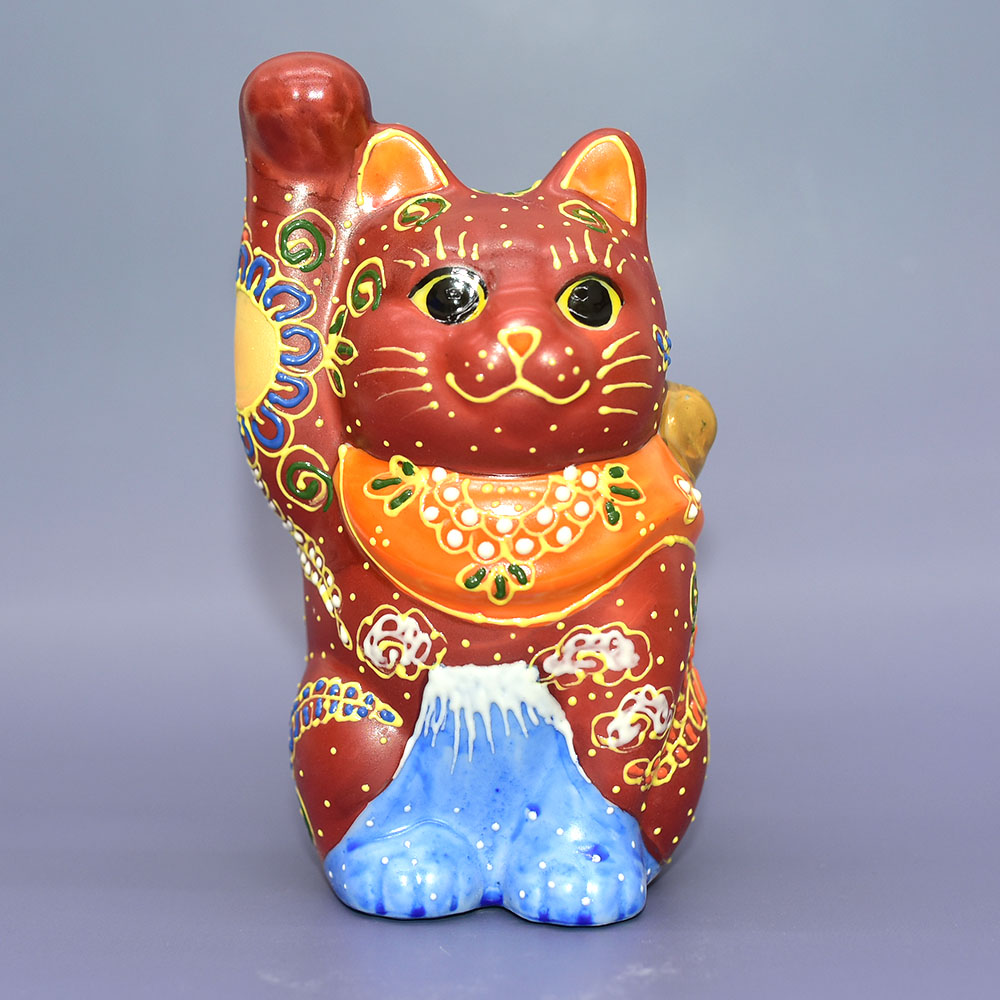 吉祥的富士山× 傳統九谷燒，為生活帶來福氣與藝術之美。 這款