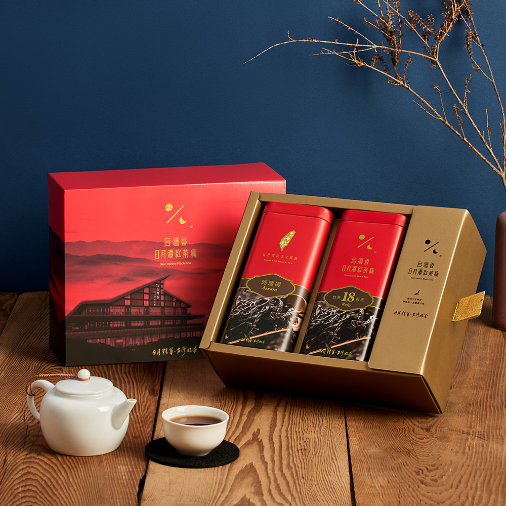 茶掛 細合喝堂 心静茶味香 共箱 書 HOHOCHA喝喝茶【頂級禮盒】－二入茶葉禮盒（台茶8號阿薩姆、台茶