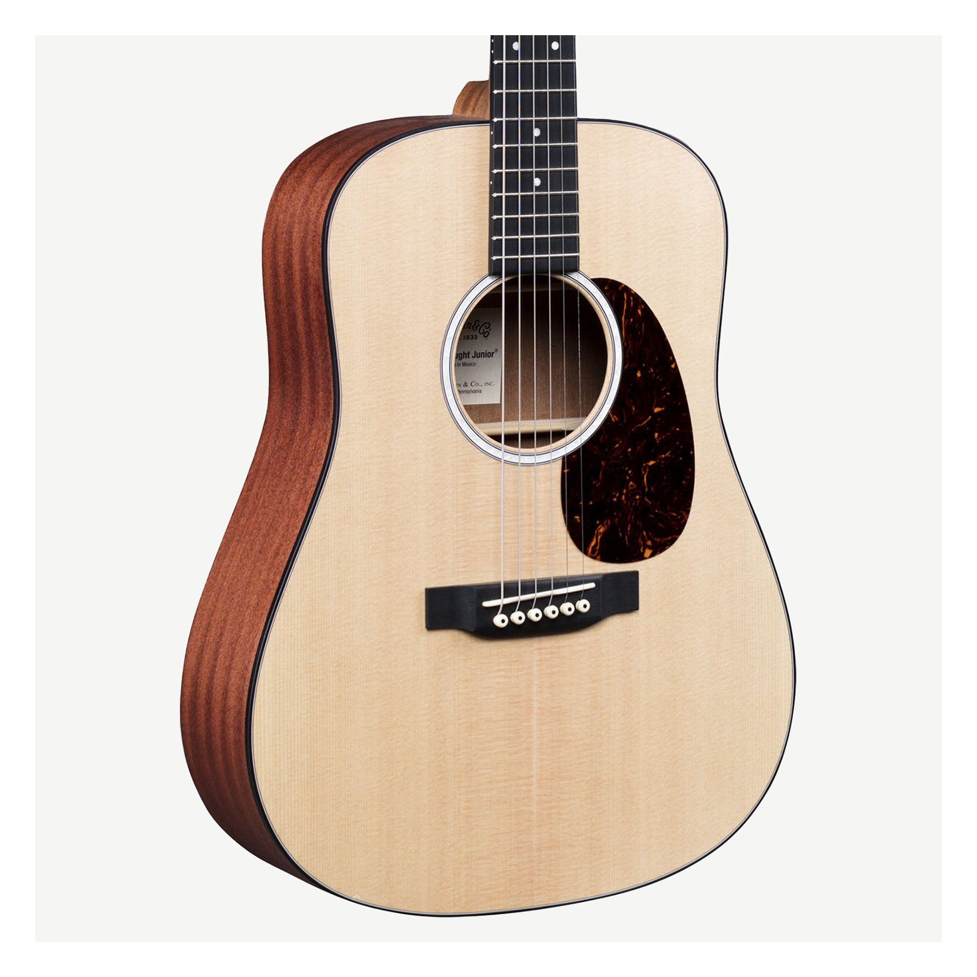 Martin Dreadnought Junior DJR10E-02 38吋全單旅行吉他西提卡雲杉面板