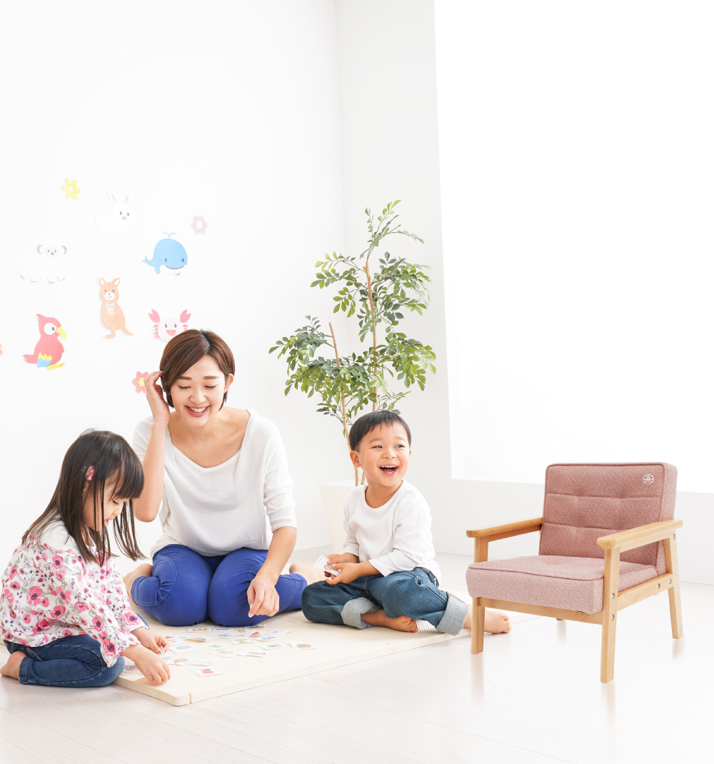 簡約風格木質兒童沙發室內配搭展示