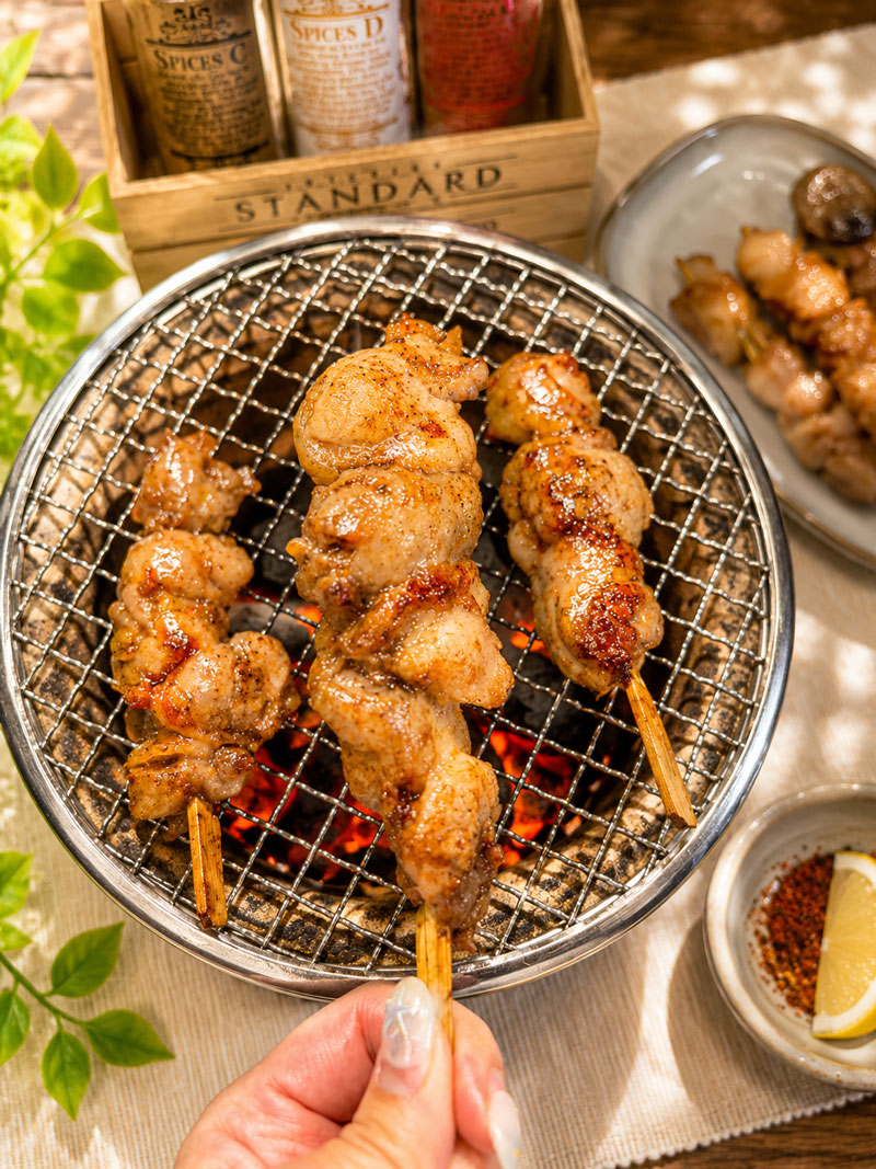 黑羽土雞肉串近拍
