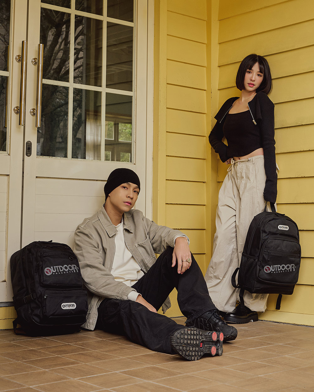 【OUTDOOR】率性學院-14吋電腦後背包-黑色 OD211021BK