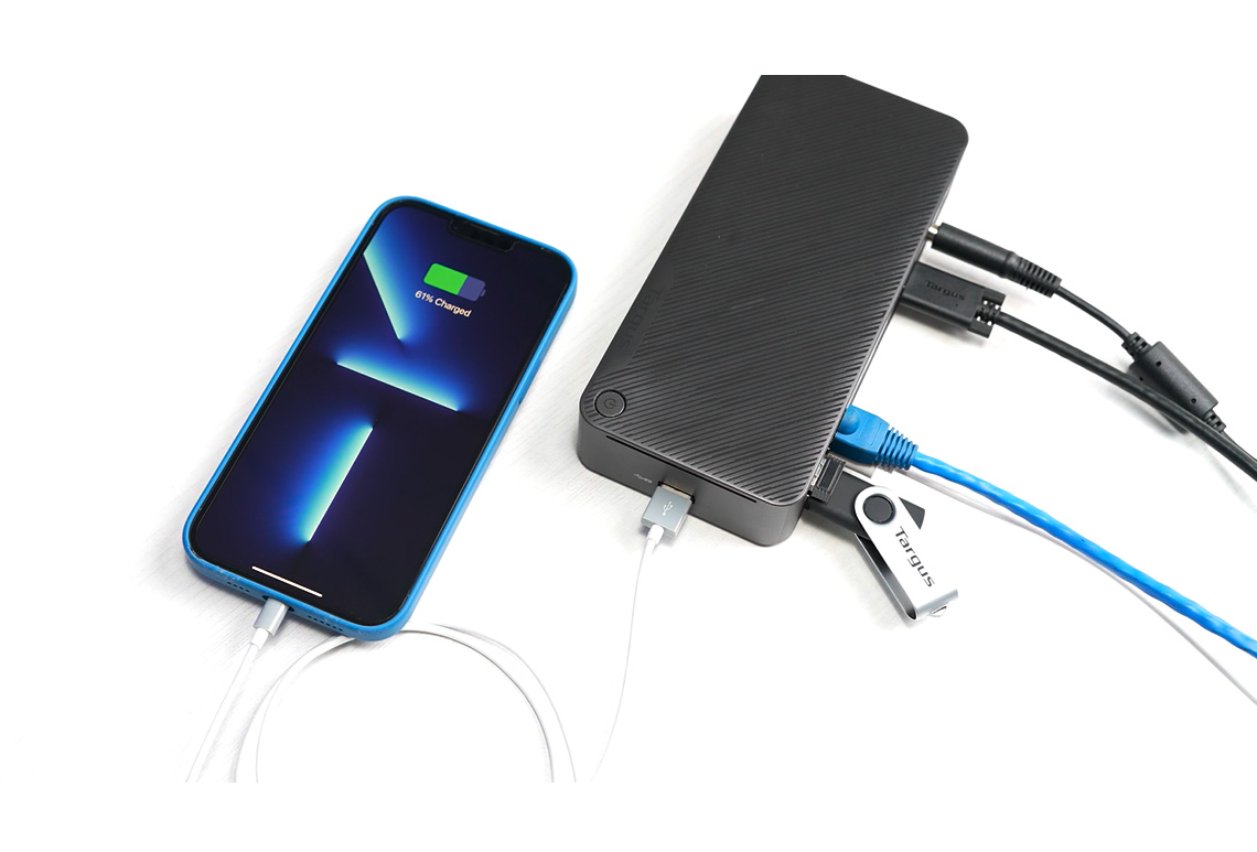 Targus USB-C DV 4K 100W 多功能擴充埠, 黑