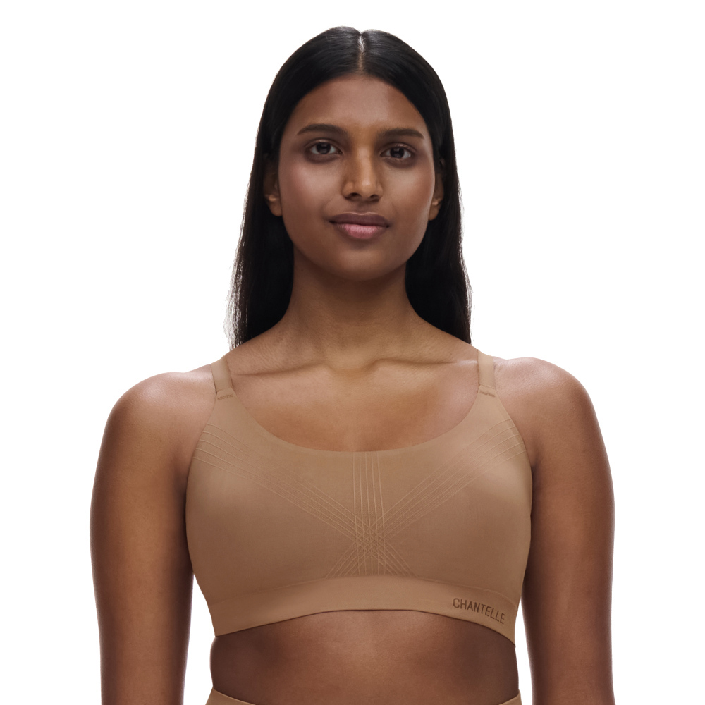 【Chantelle Lab】有襯墊無痕內衣>S-XL>卡布奇諾(10U10_040)【Smooth Comfort】