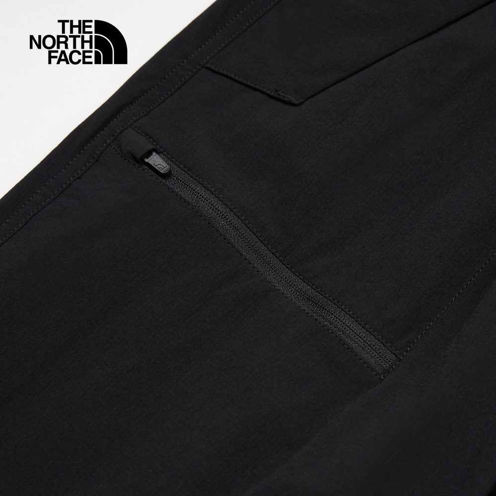 The North Face北面男款黑色吸濕排汗涼感縮口褲｜8CQMJK3
