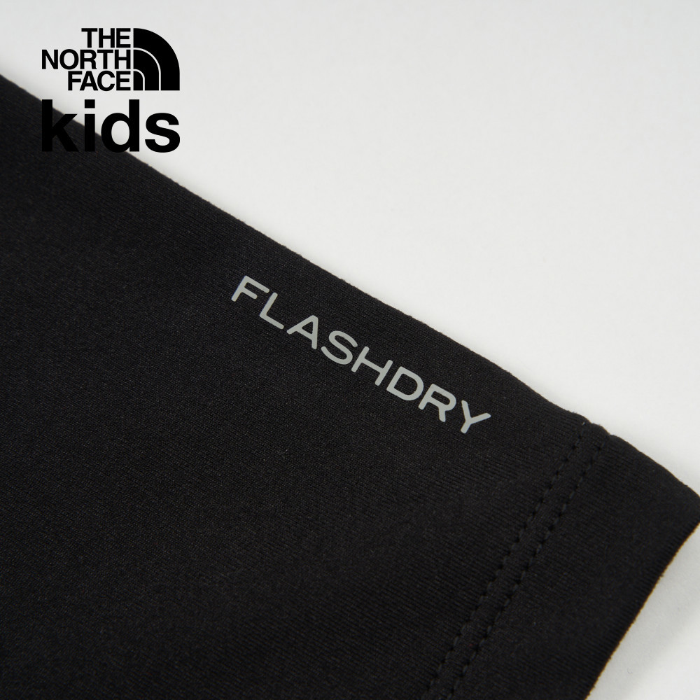 The North Face北面兒童黑色吸濕排汗防曬品牌字樣印花長袖上衣｜8ATYJK3