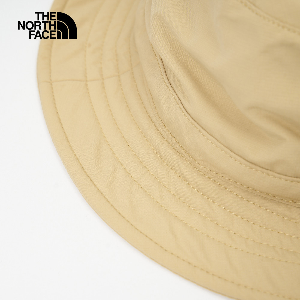 The North Face北面男女款卡其色防潑水可調節收納漁夫帽｜8CTHLK5