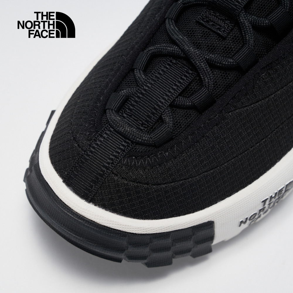 The North Face北面女款黑色舒適透氣抓地耐磨運動鞋｜8A9BKY4