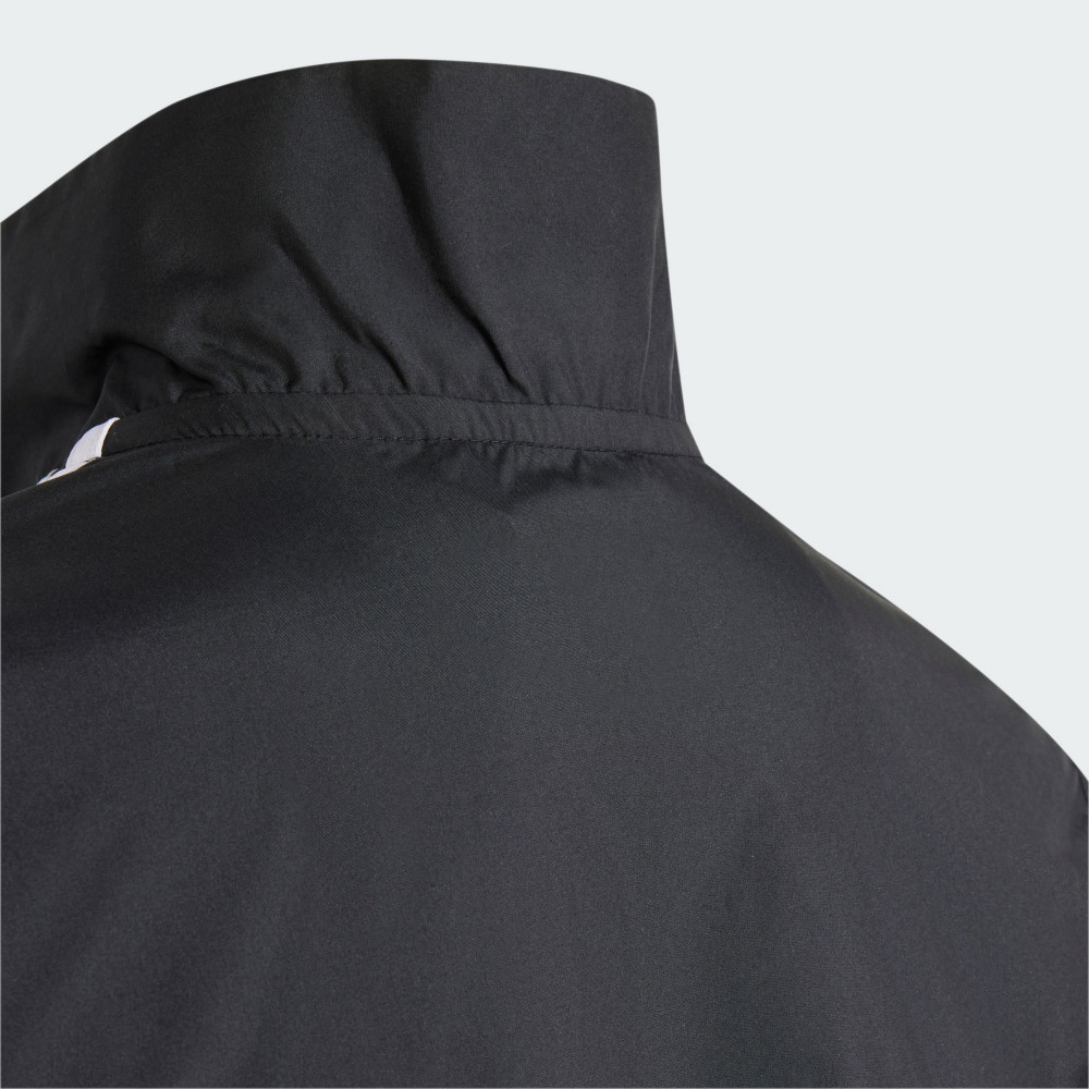 TRAIN ESSENTIAL 運動外套