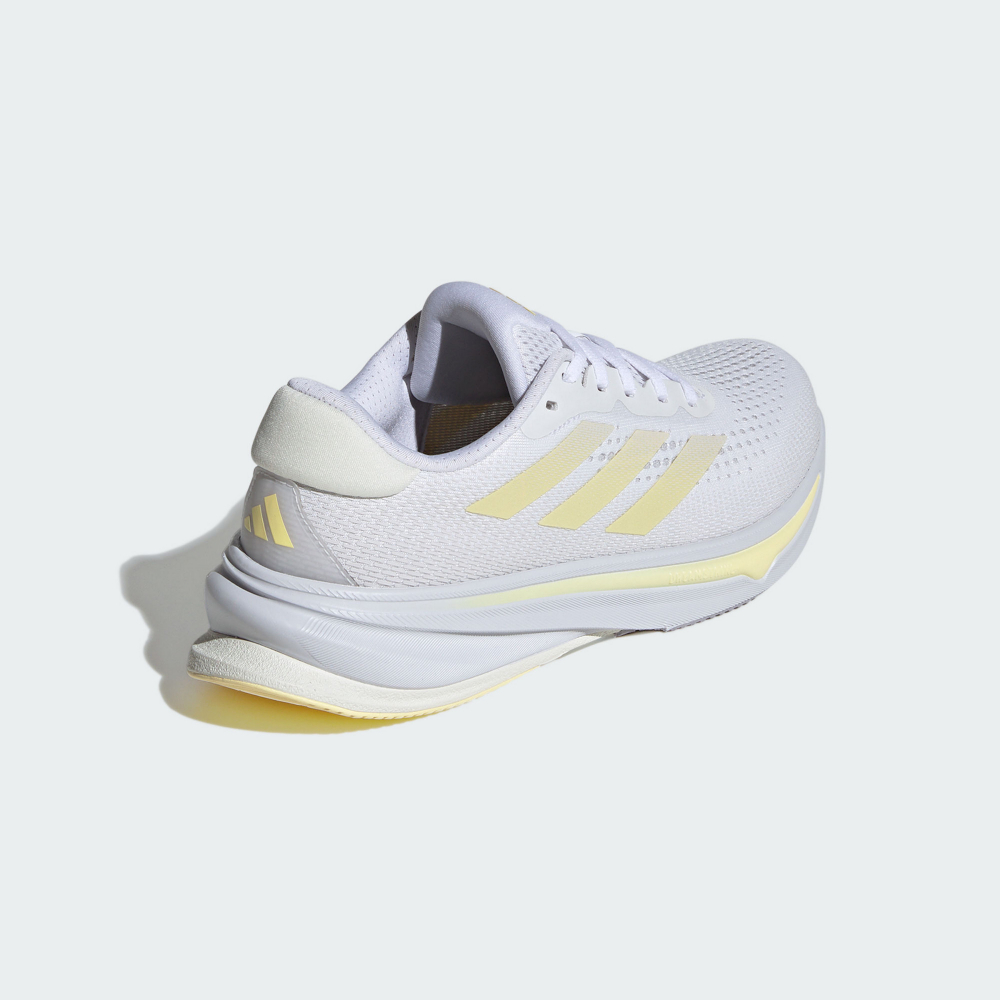 SUPERNOVA RISE 跑鞋