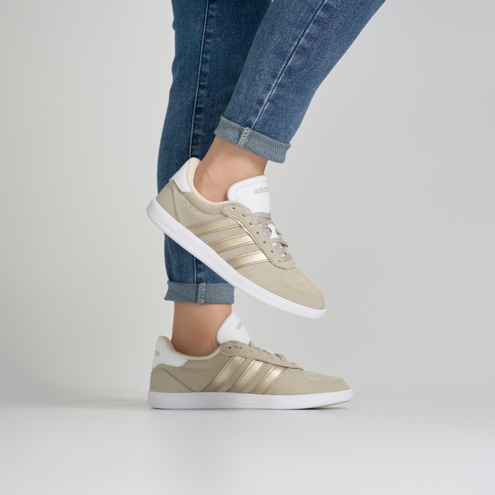 BREAKNET SLEEK 運動休閒鞋