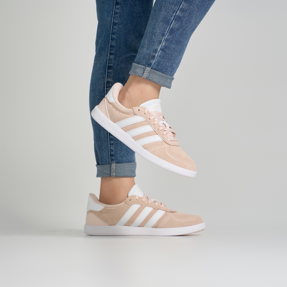 BREAKNET SLEEK 運動休閒鞋