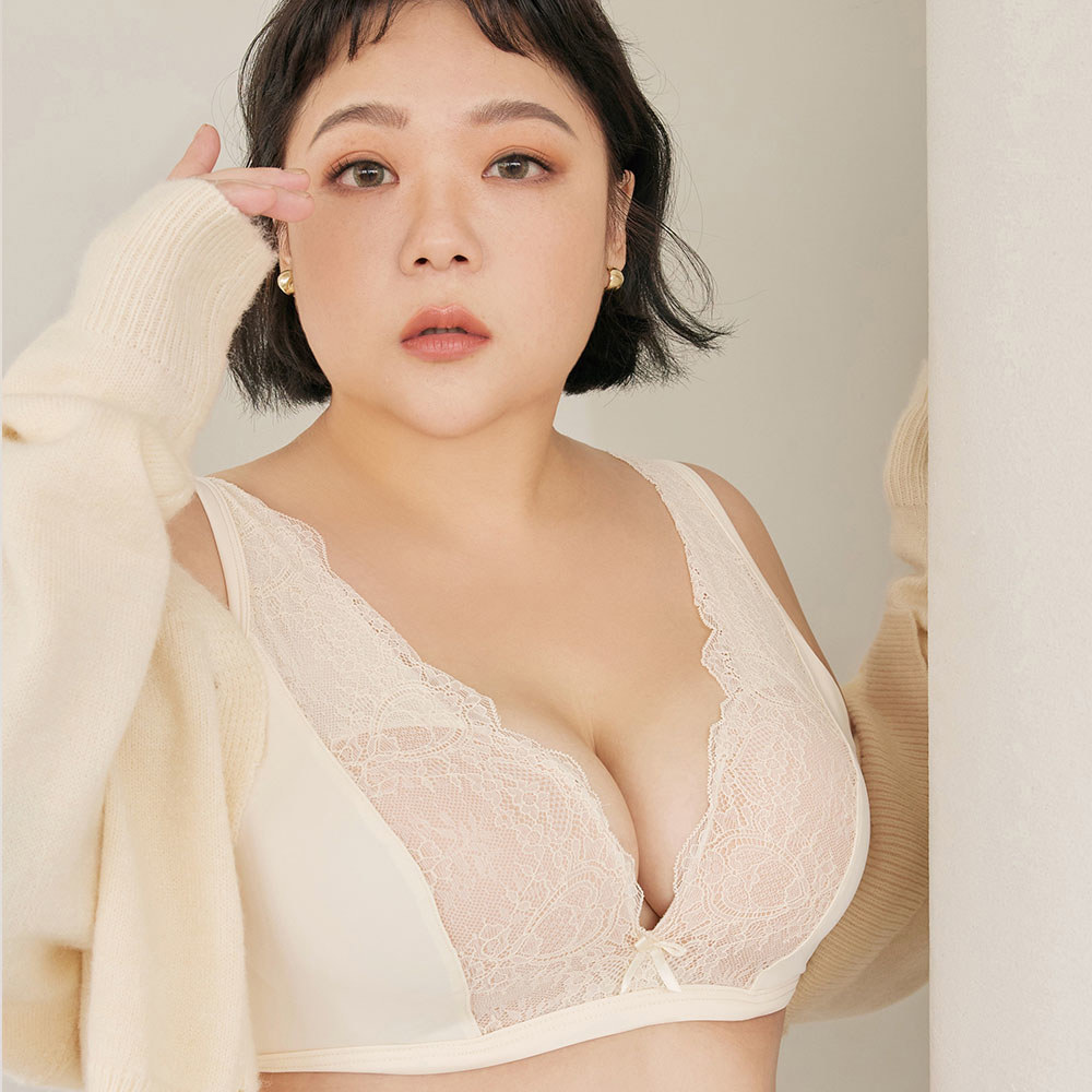 內衣【早安妞！Morning Bra】軟鋼圈深Ｖ蕾絲日間美胸內衣(香草卡士達)