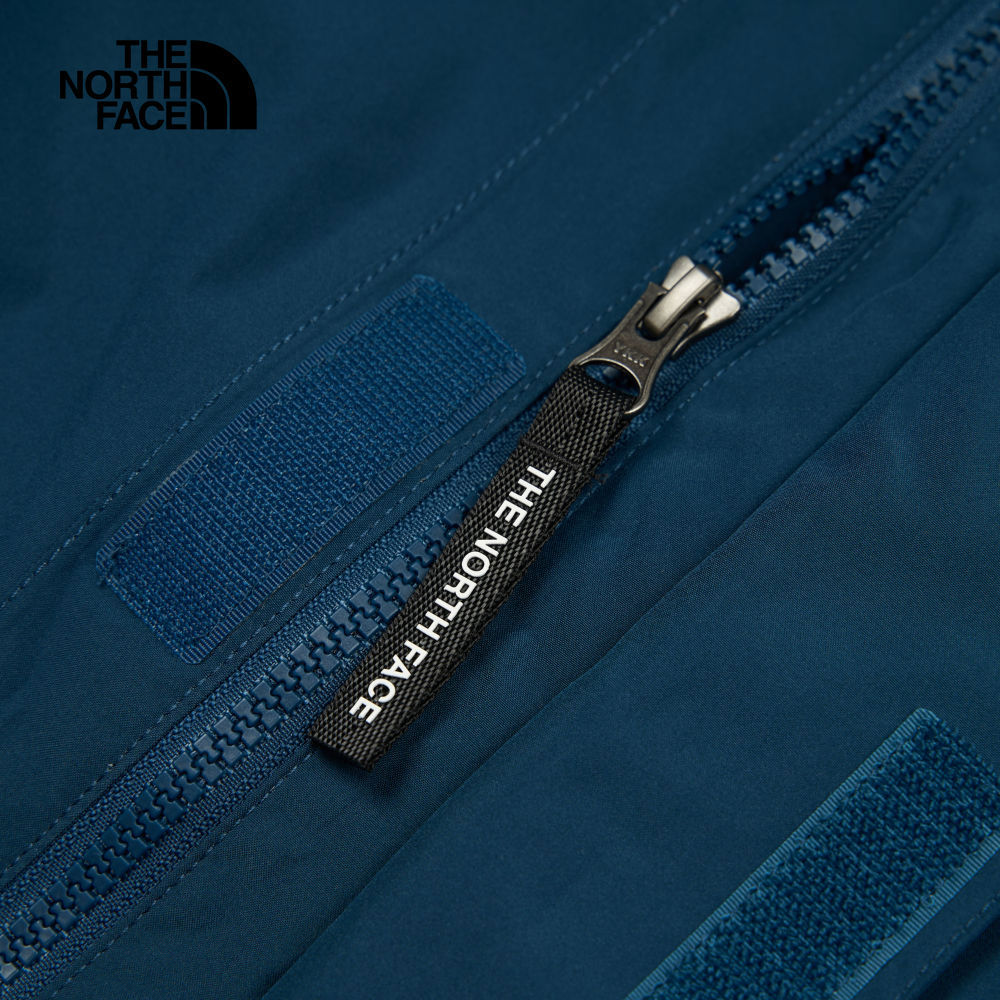 The North Face北面男款藍黑拼接防水透氣保暖連帽抓絨內裡三合一外套｜89YX7OW