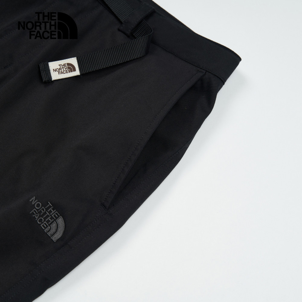 The North Face北面男款黑色吸濕排汗附可調節腰帶休閒長褲｜89YSJK3