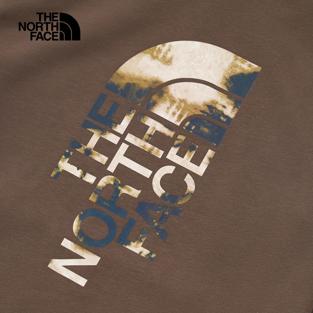 【10/24 00點週末限定】The North Face北面女款棕色舒適透氣大尺寸迷彩油墨印花長袖帽T｜8ASX1OI