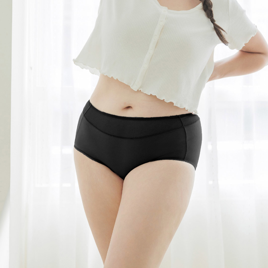 L-XXXL 膠原蛋白牛奶肌/顯瘦透膚．高腰涼感透氣內褲 #31317（靜謐黑）