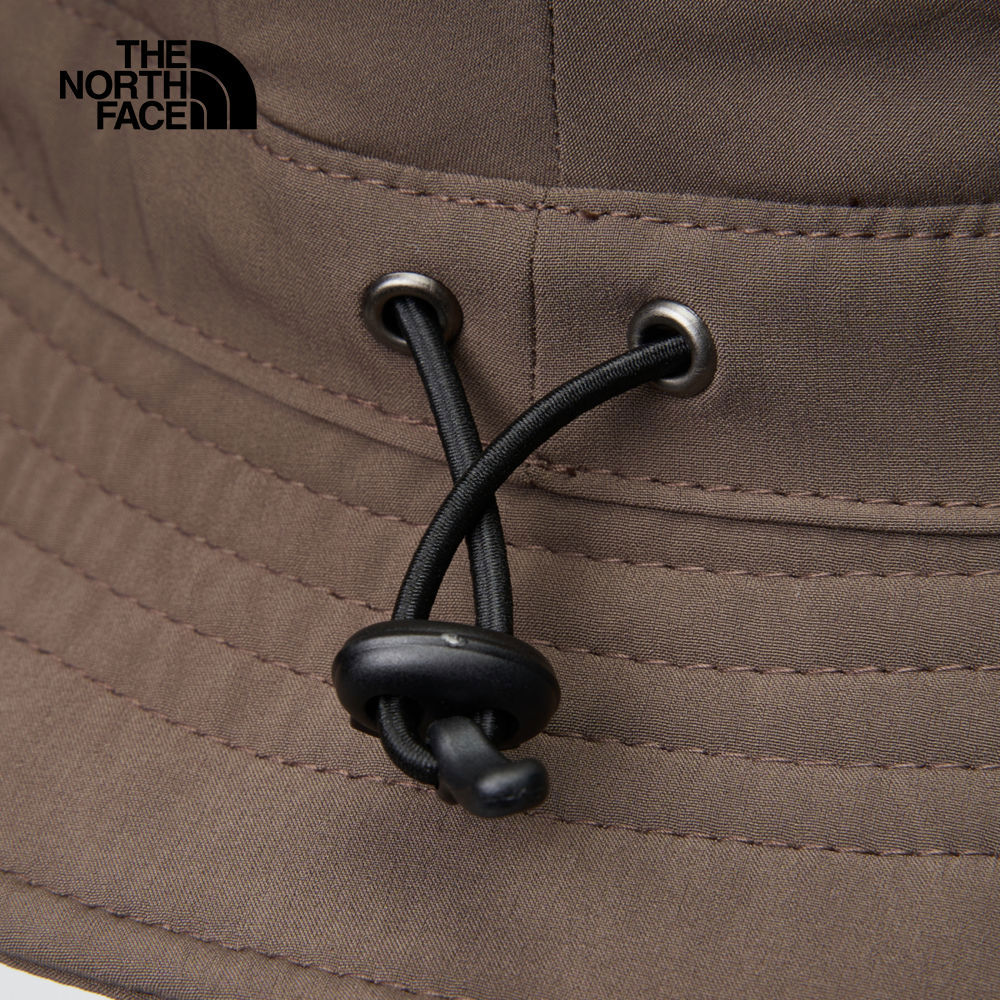 The North Face北面男女款棕色DWR防潑水雙面戴設計漁夫帽｜8CTJ1OI