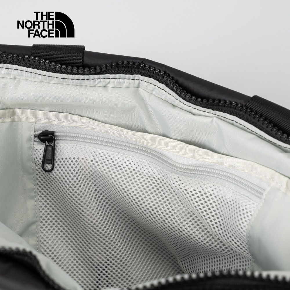 The North Face北面男女款黑色品牌LOGO大容量休閒單肩包｜81BU4H0