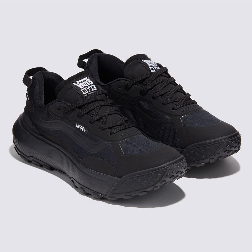 Vans MTE Crosspath 男女款黑色滑板鞋