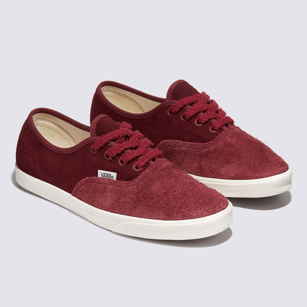 Authentic Lowpro 酒紅色滑板鞋