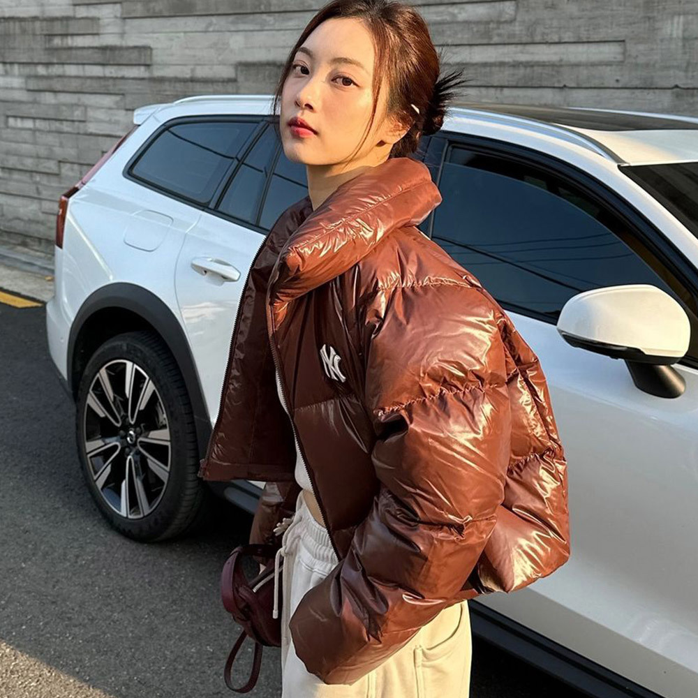 MLB 女版鴨絨外套 羽絨外套 紐約洋基隊 (3FDJB2046-50BRD)