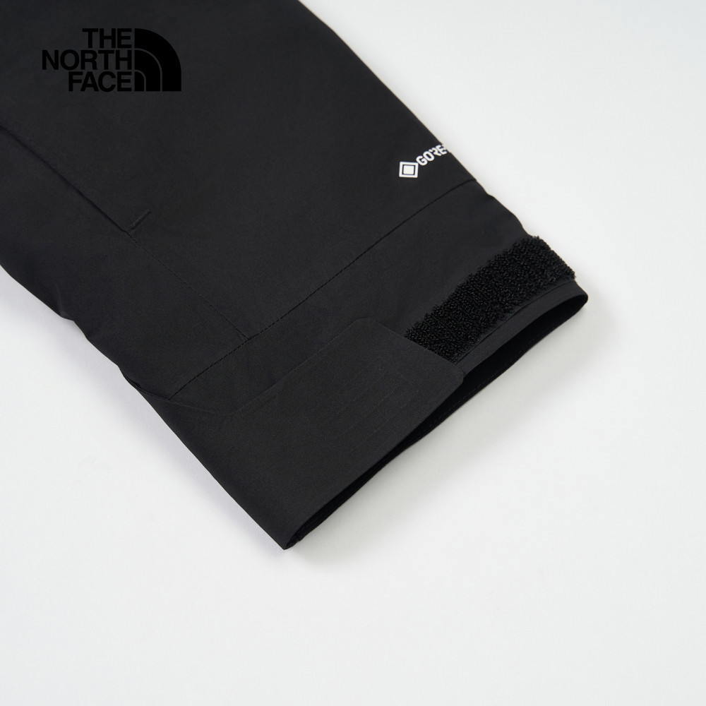 The North Face北面男款黑色Gore-Tex防水透氣連帽鋪棉外套｜82VP4H0