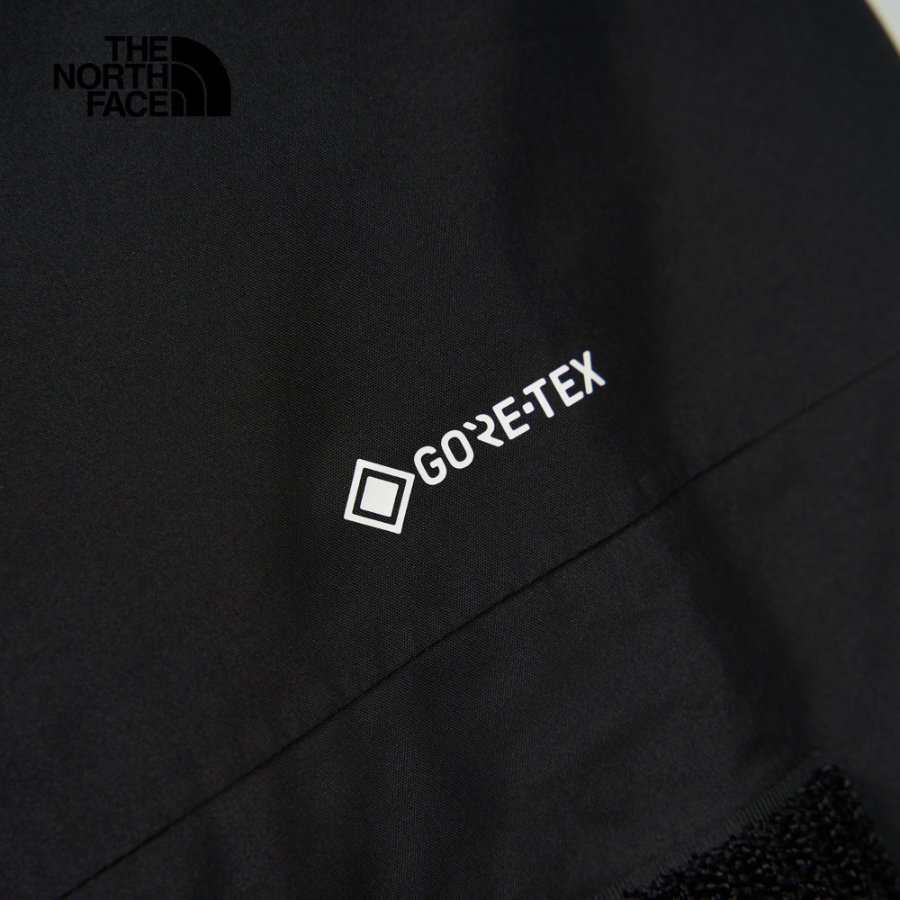 The North Face北面男款黑色Gore-Tex防水透氣連帽鋪棉外套｜82VP4H0