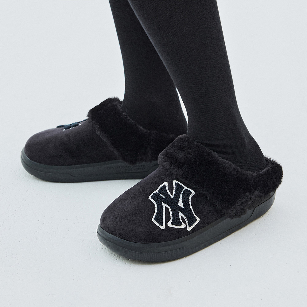 MLB Bouncer Fur Mule 懶人鞋 休閒鞋 紐約洋基隊 (3AWBPSF46-50BKS)
