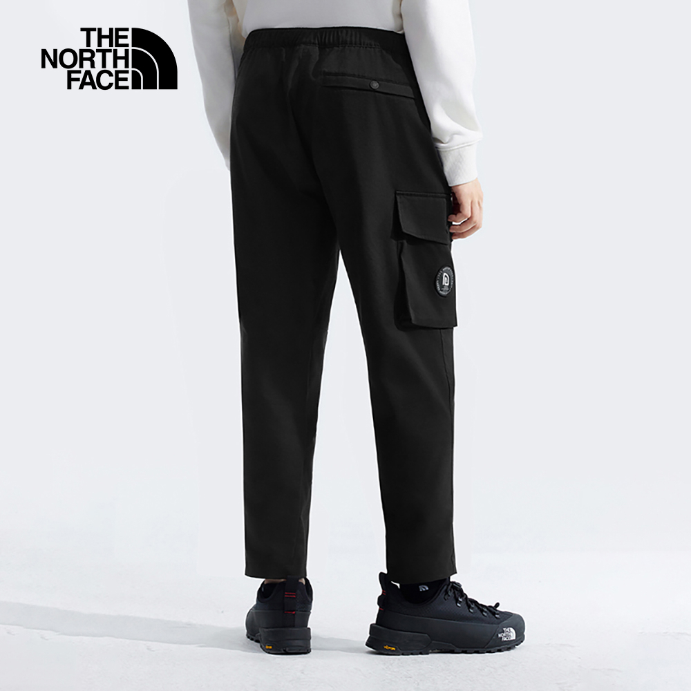 【新年款】The North Face北面男款黑色吸濕排汗休閒長褲｜8C7RJK3