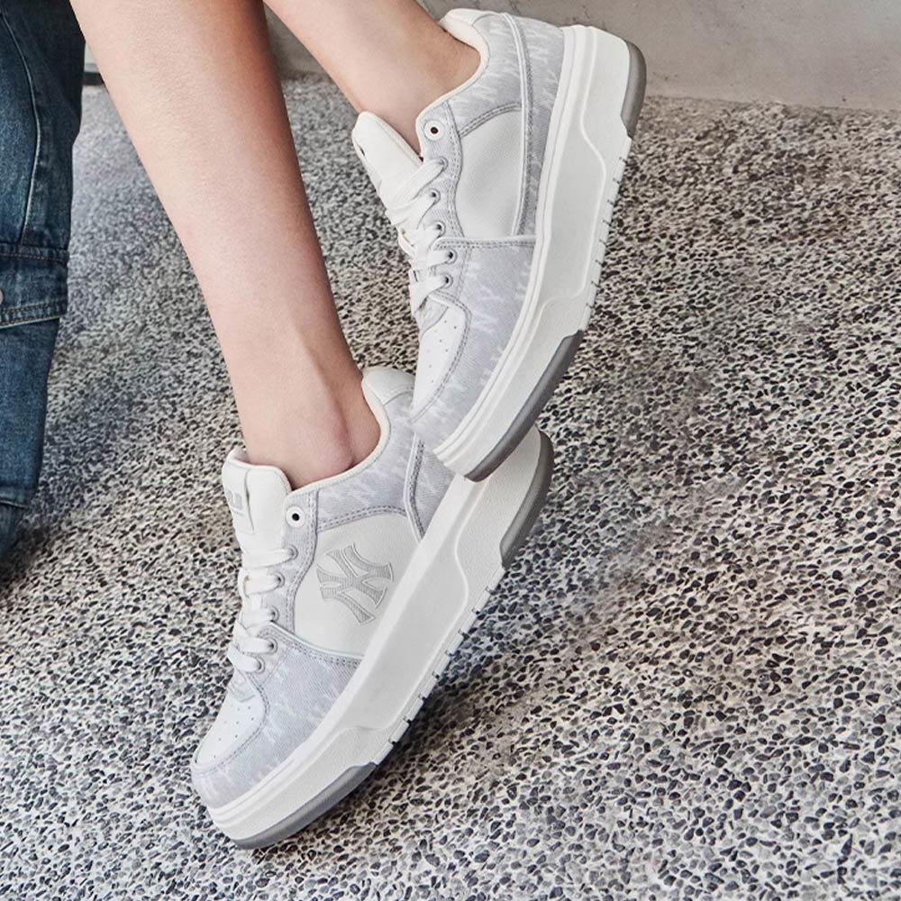 MLB  牛仔丹寧Monogram老爹鞋 學長鞋 Chunky Liner系列 紐約洋基隊(3ASXS015N-50GRS)