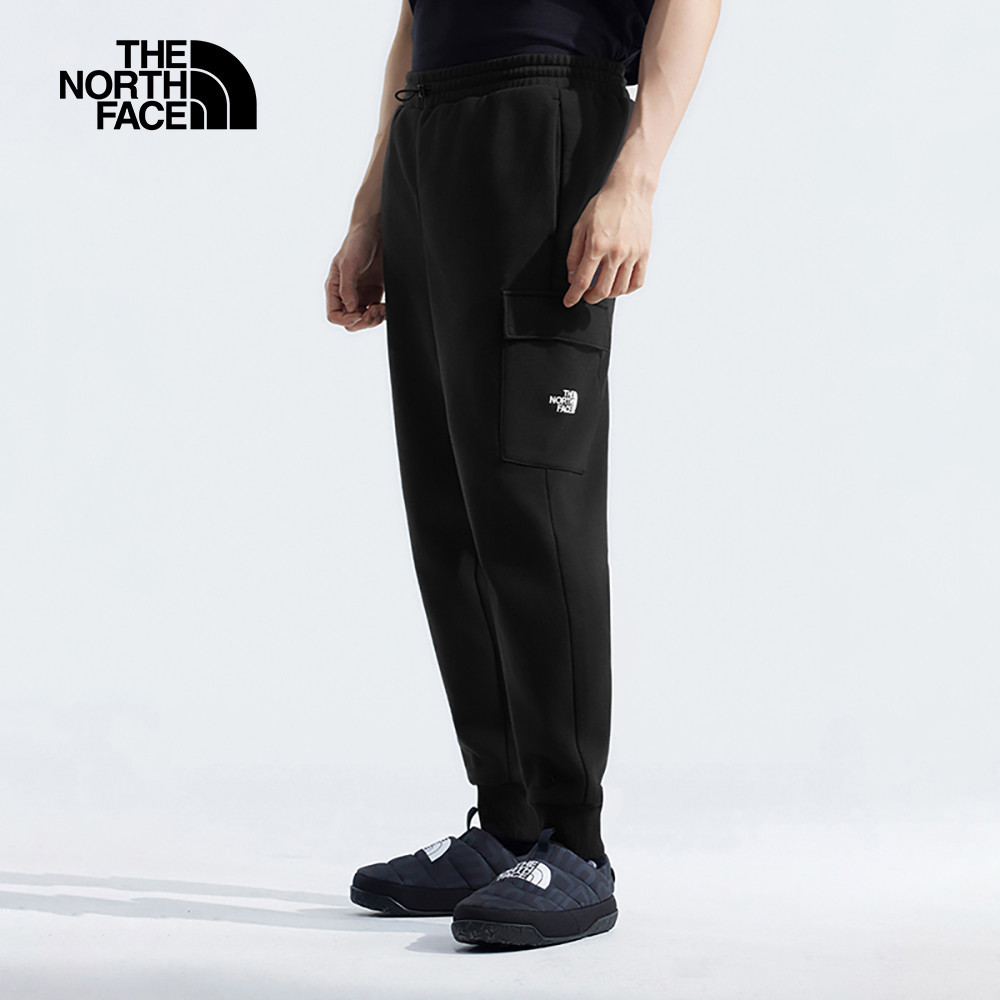 【新年款】The North Face北面男款黑色保暖舒適多口袋運動休閒長褲｜8CFXJK3
