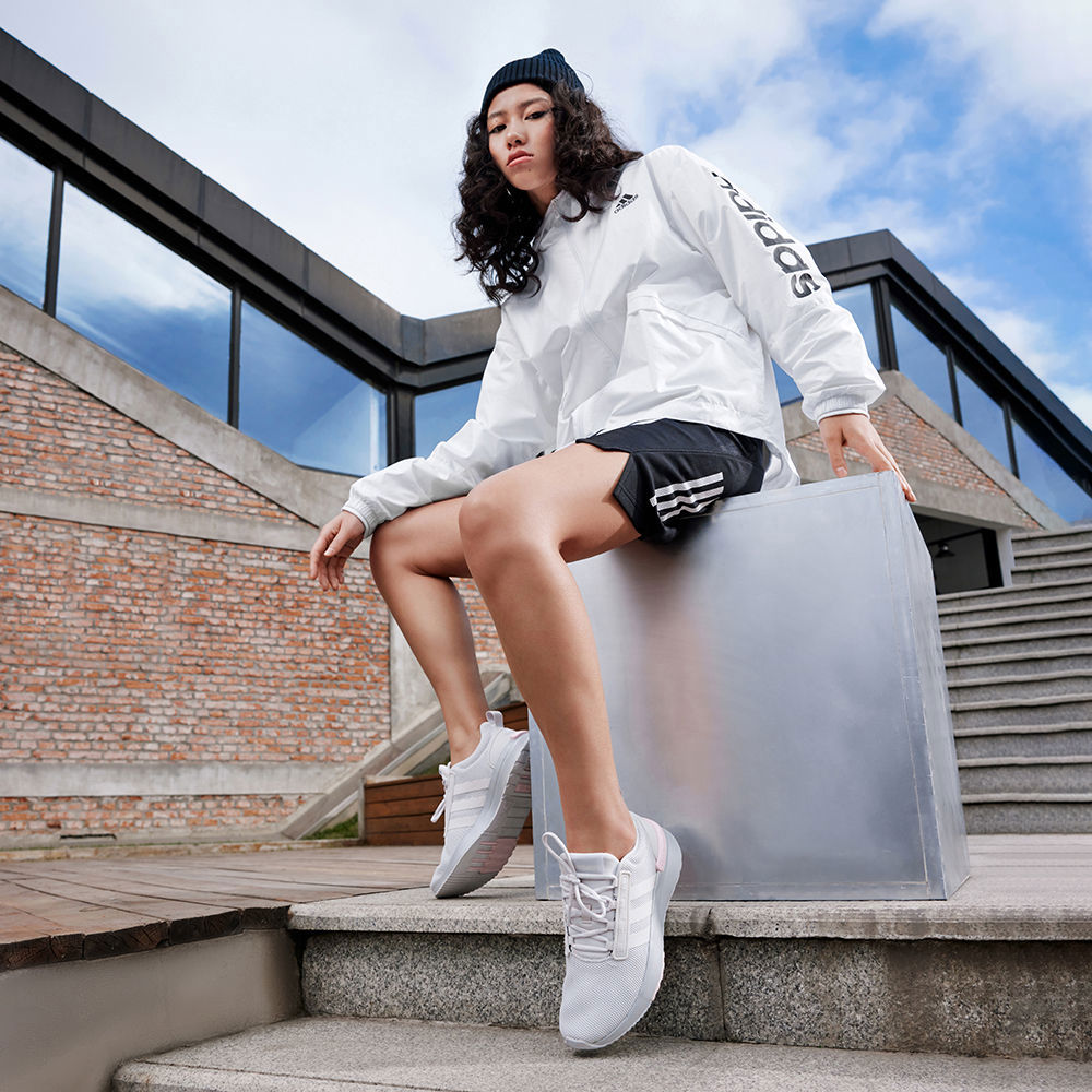 ESSENTIALS 連帽外套