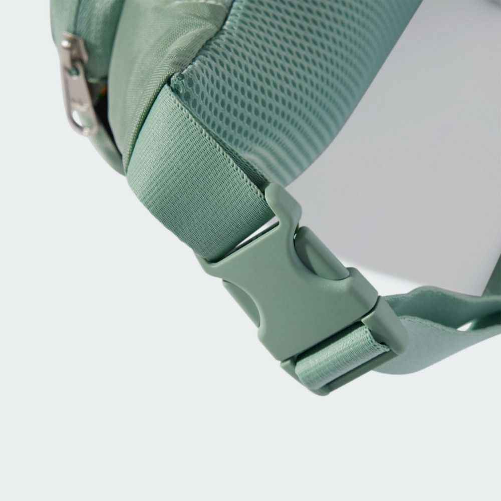 ESSENTIALS 運動腰包