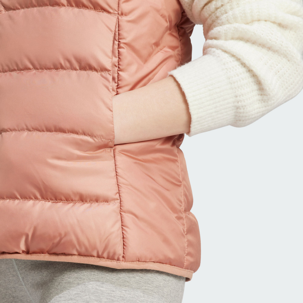 ESSENTIALS 羽絨背心