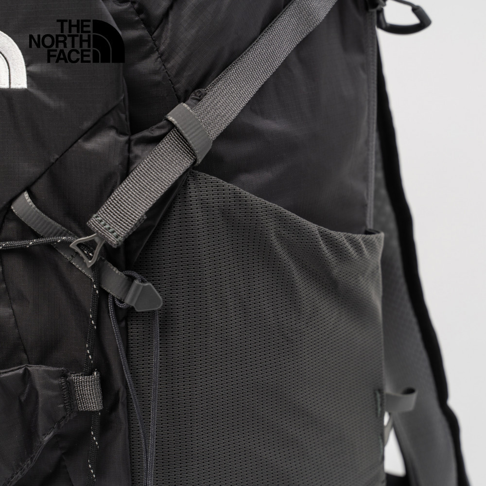 The North Face北面男女款黑色DWR防潑水後背包｜8BKHKT0