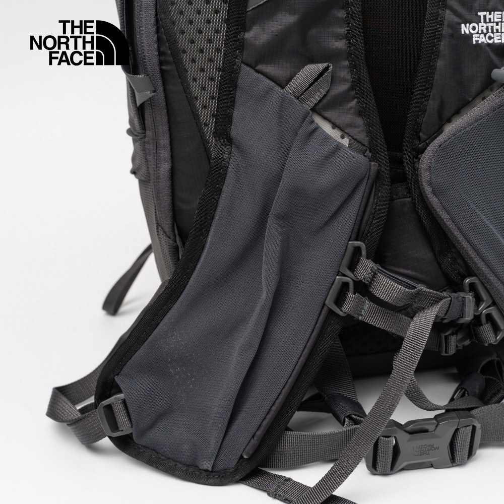The North Face北面男女款黑色DWR防潑水後背包｜8BKHKT0