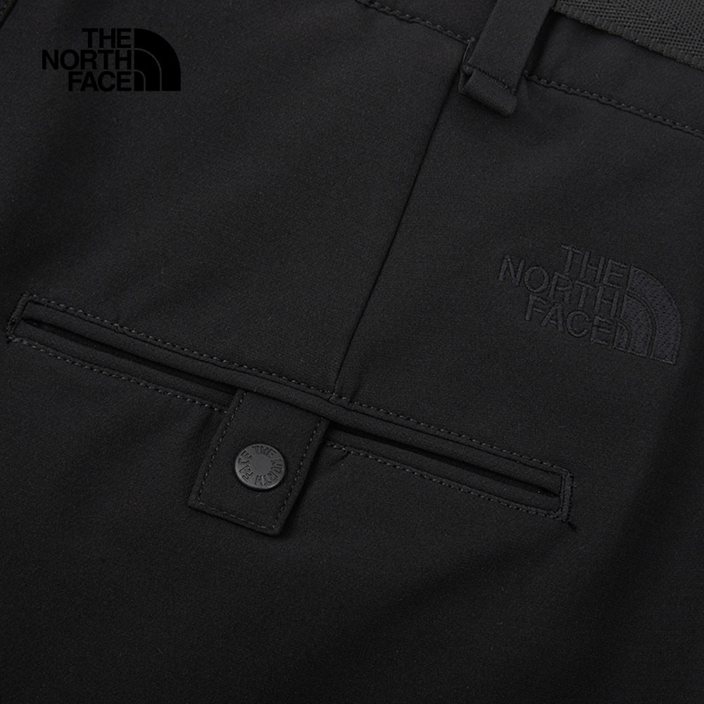 UE女款黑色DWR防潑水休閒長褲｜8CHZJK3