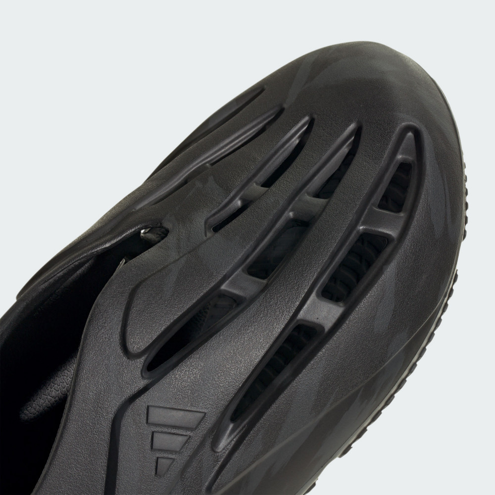 LIGHTBLAZE MOC 運動休閒鞋