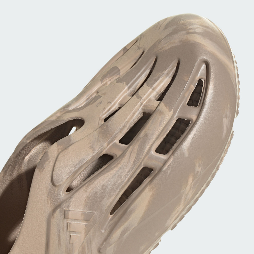 LIGHTBLAZE MOC 運動休閒鞋