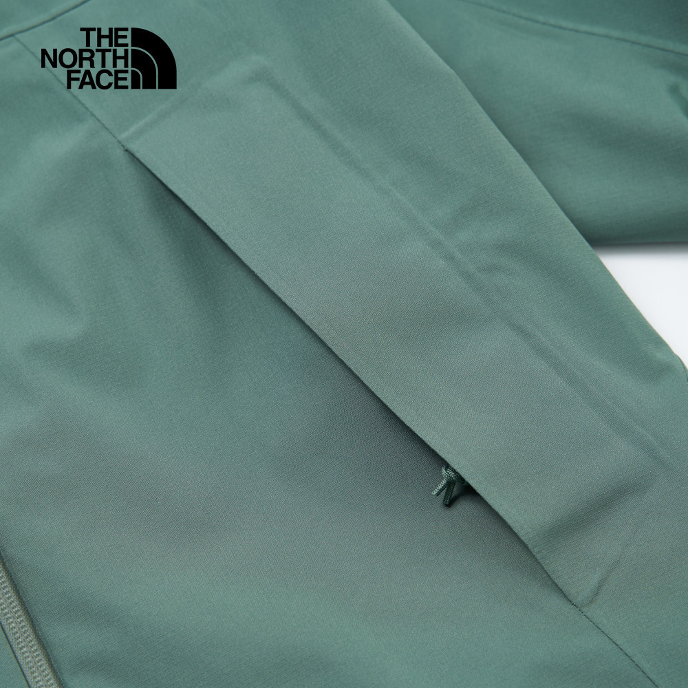 The North Face北面女款綠色DryVent防水透氣衝鋒衣｜8BWEHCH