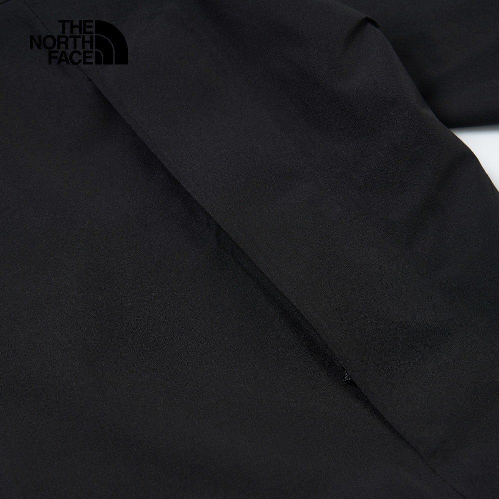 The North Face北面男款黑色DryVent防水透氣衝鋒衣｜8BWFJK3