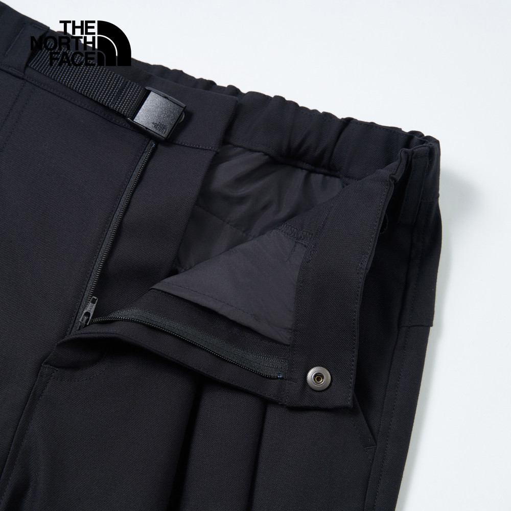 UE女款黑色DWR防潑水休閒長褲｜8EJNJK3