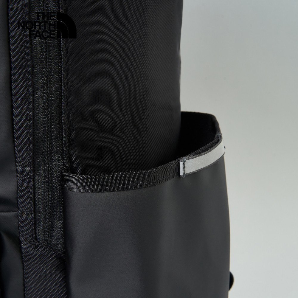 The North Face北面男女款黑色DWR防潑水大容量多功能休閒後背包｜8BK4BIA