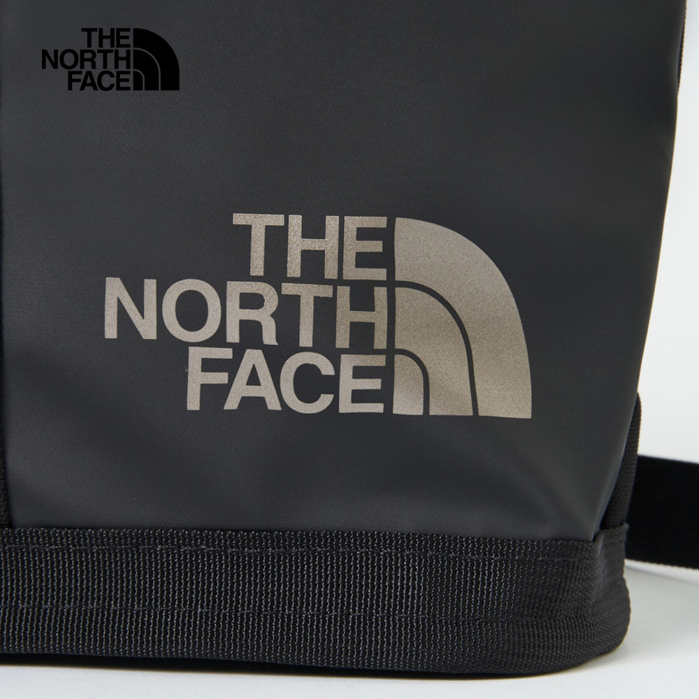 The North Face北面男女款黑色DWR防潑水可調節可拆卸背帶休閒單肩包｜8BK6BIA