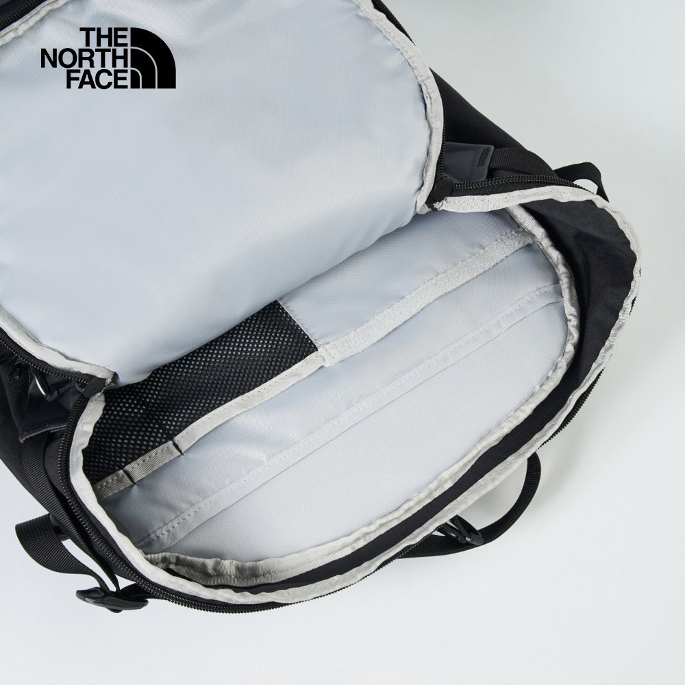 The North Face北面男女款黑色大容量多功能休閒後背包｜8BK8KX7