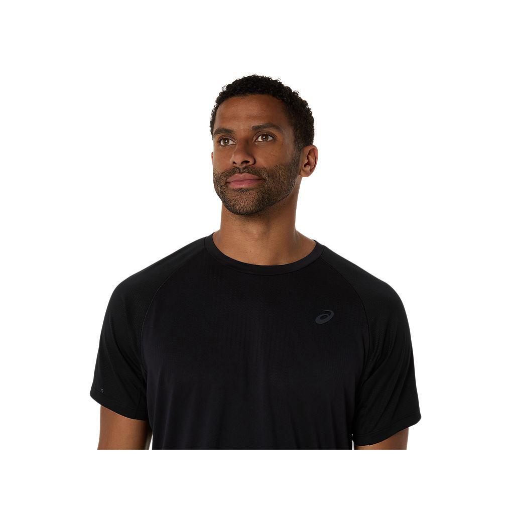 ACTIBREEZE™  短袖上衣 男款 海外版型 訓練上衣 2031E888-001