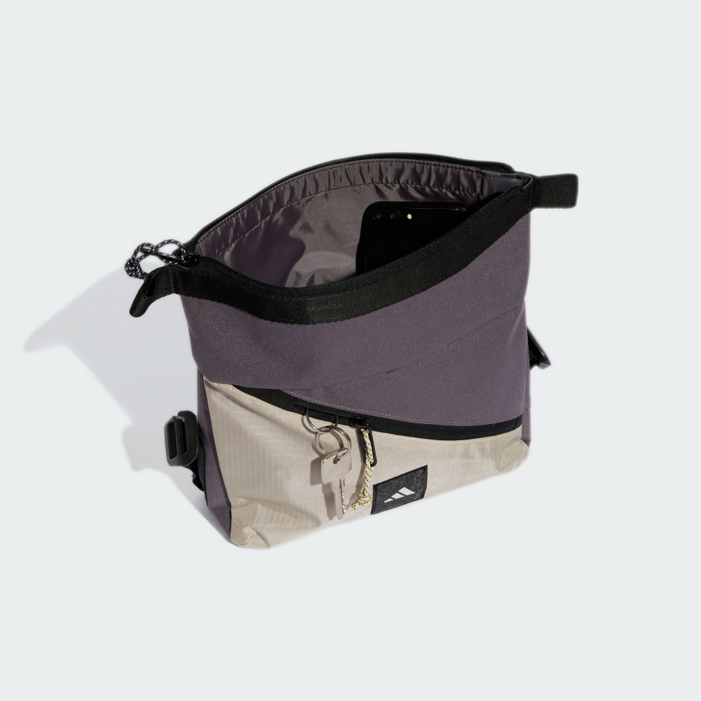 CITY EXPLORER 斜背包