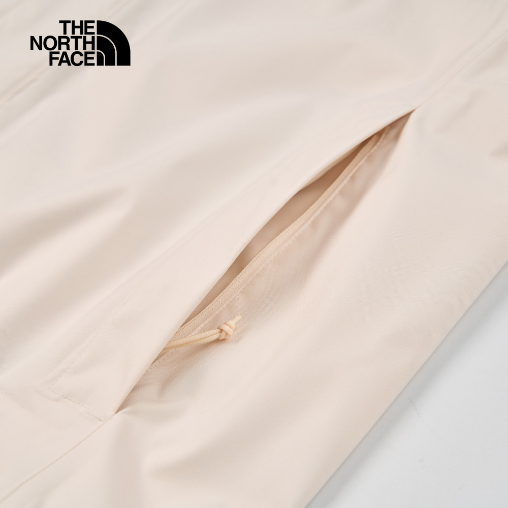 【限時搶購】男款白色DryVent防水透氣連帽衝鋒衣｜8AUNFUX