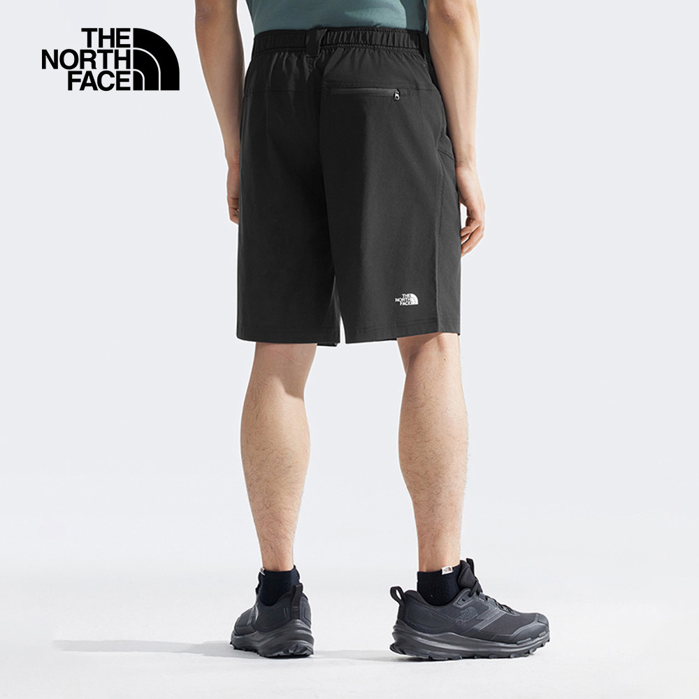 【10/27 12點限時搶購】The North Face北面男款黑色吸濕排汗休閒短褲｜8AV64H0